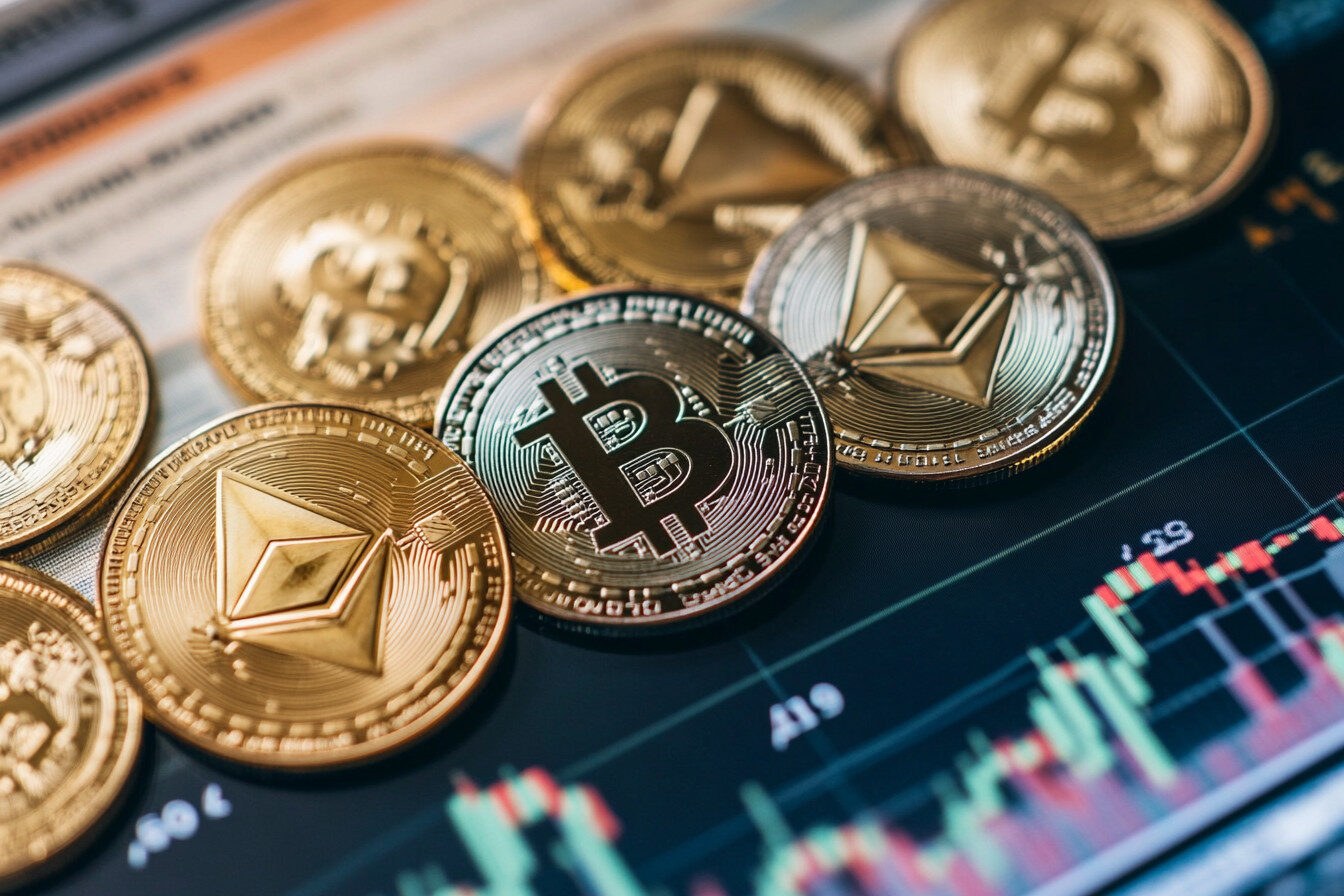 FangWallet Editors FangWallet Editors - Verified by FangWallet