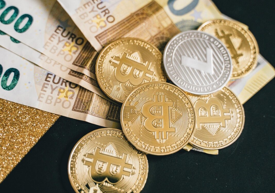 bitcoin-price-analysts
