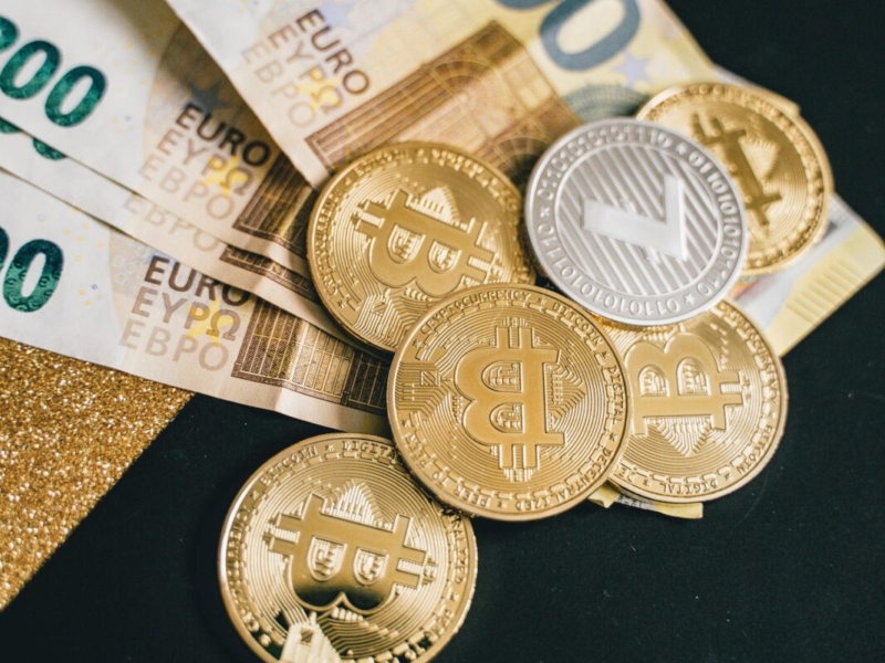 bitcoin-price-analysts