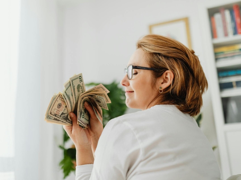 saving vs investing
